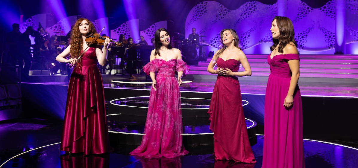 Celtic Woman live on tour